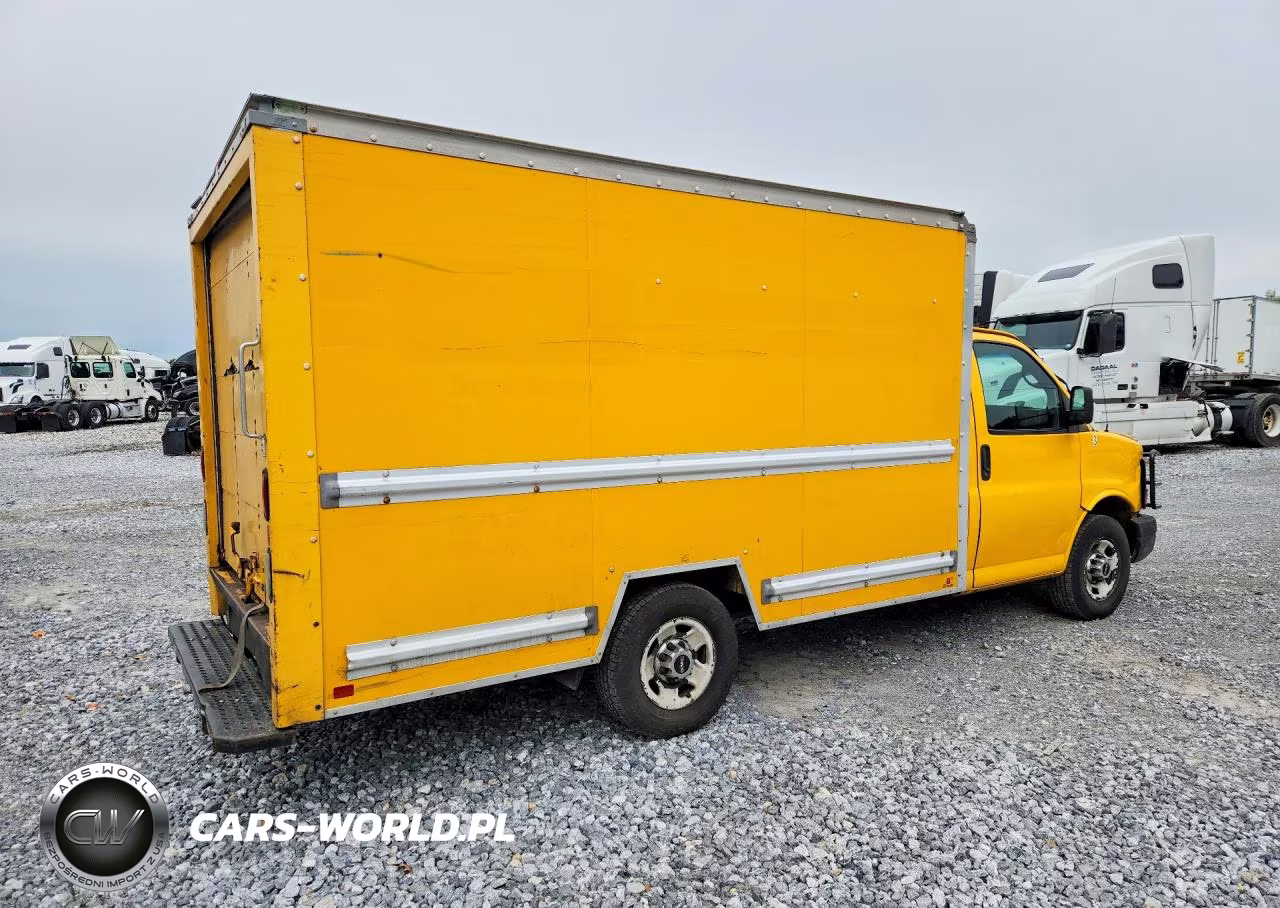 2011 GMC Savana Box Truck VIN:1GDY72CAXB1900878 - 3