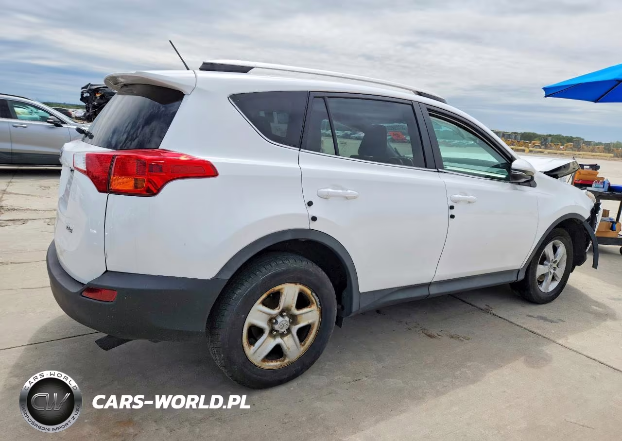 2014 Toyota Rav4 Xle VIN:2T3RFREV0EW151194 - 3