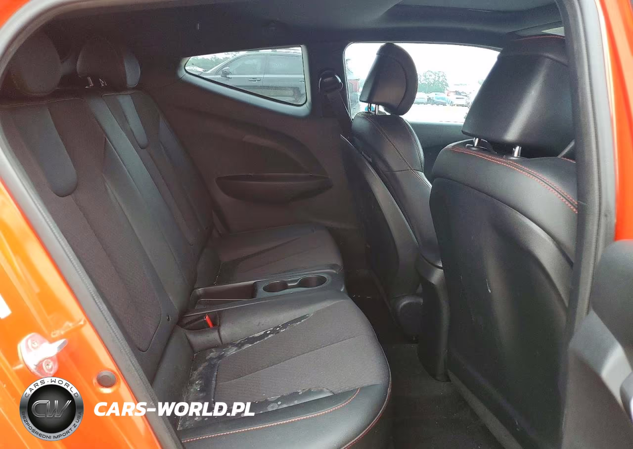 2019 Hyundai Veloster Turbo 1.6T VIN:KMHTH6ABXKU006095 - 10