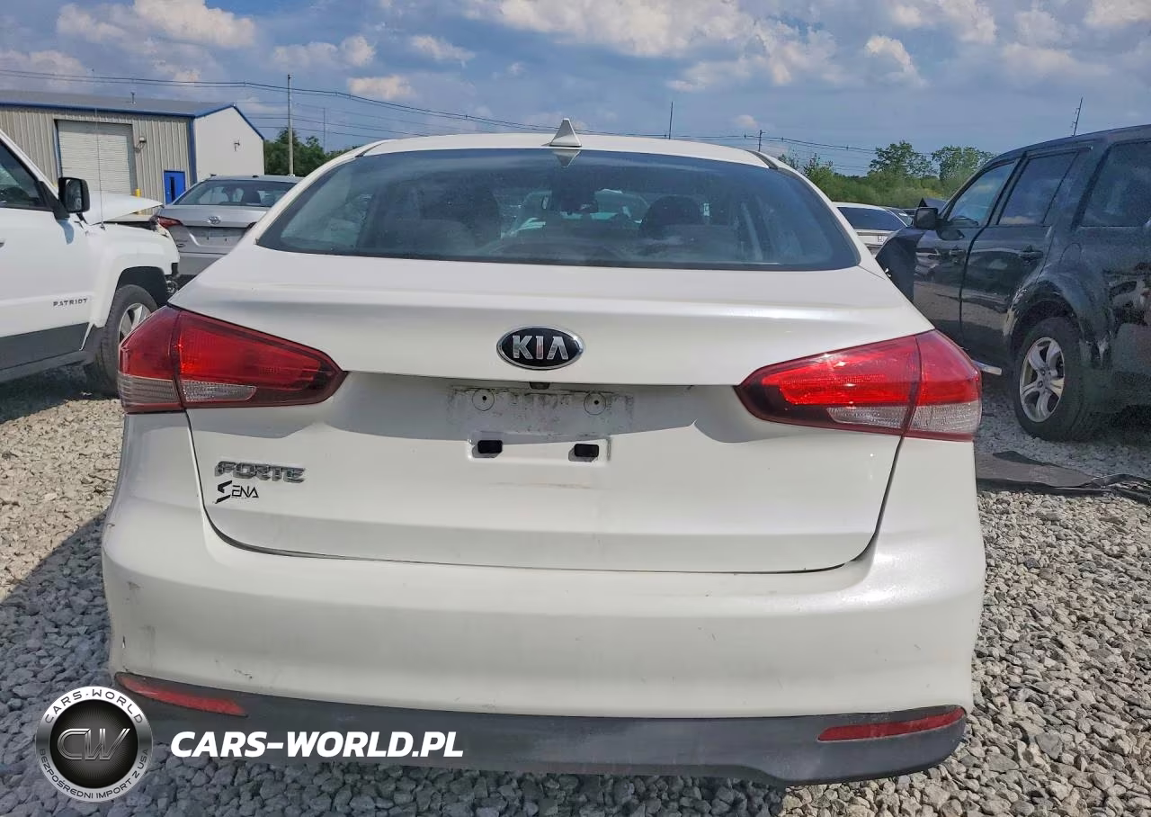 2018 Kia Forte Lx VIN:3KPFL4A7XJE176535 - 6