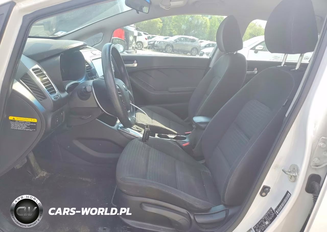 2018 Kia Forte Lx VIN:3KPFL4A7XJE176535 - 7