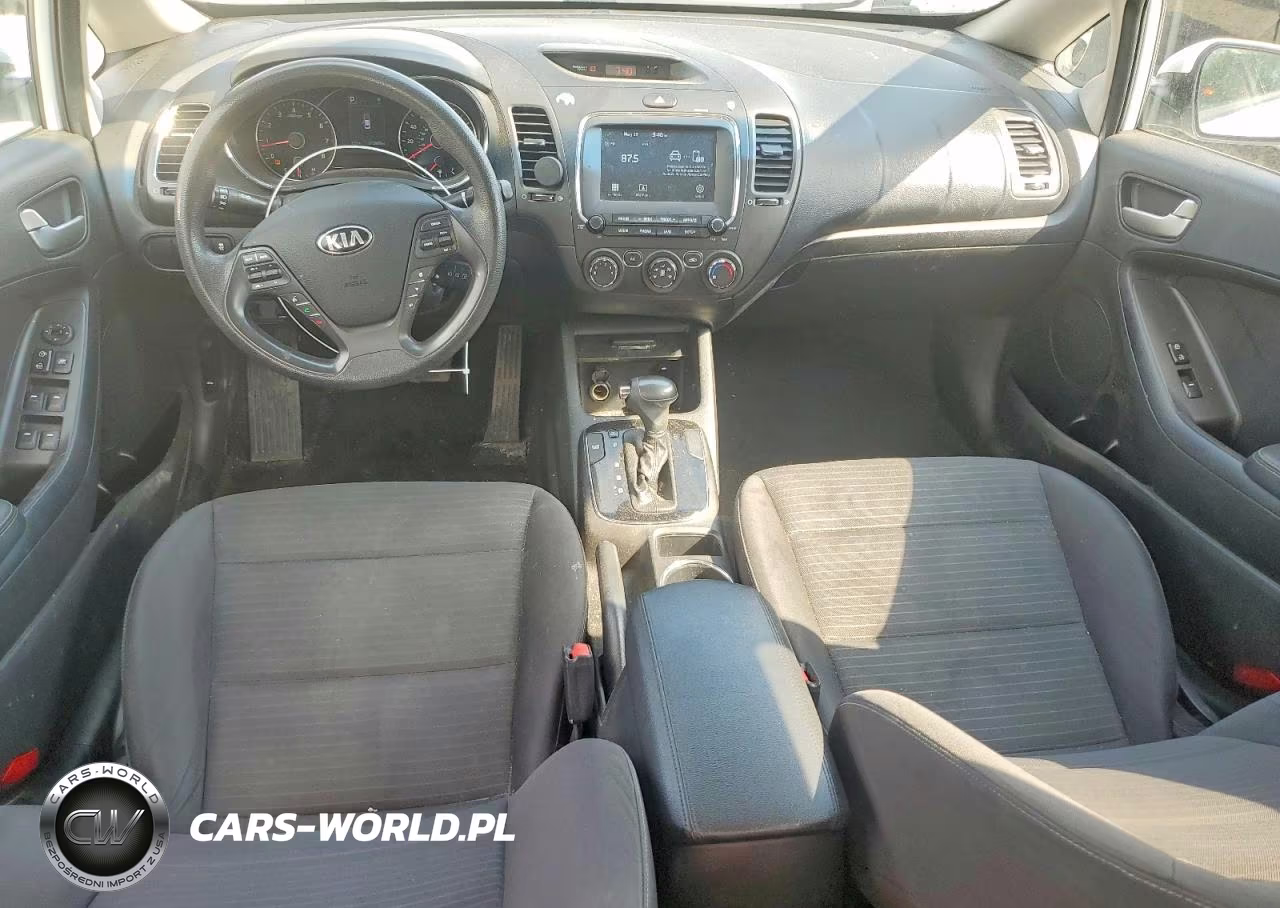 2018 Kia Forte Lx VIN:3KPFL4A7XJE176535 - 8