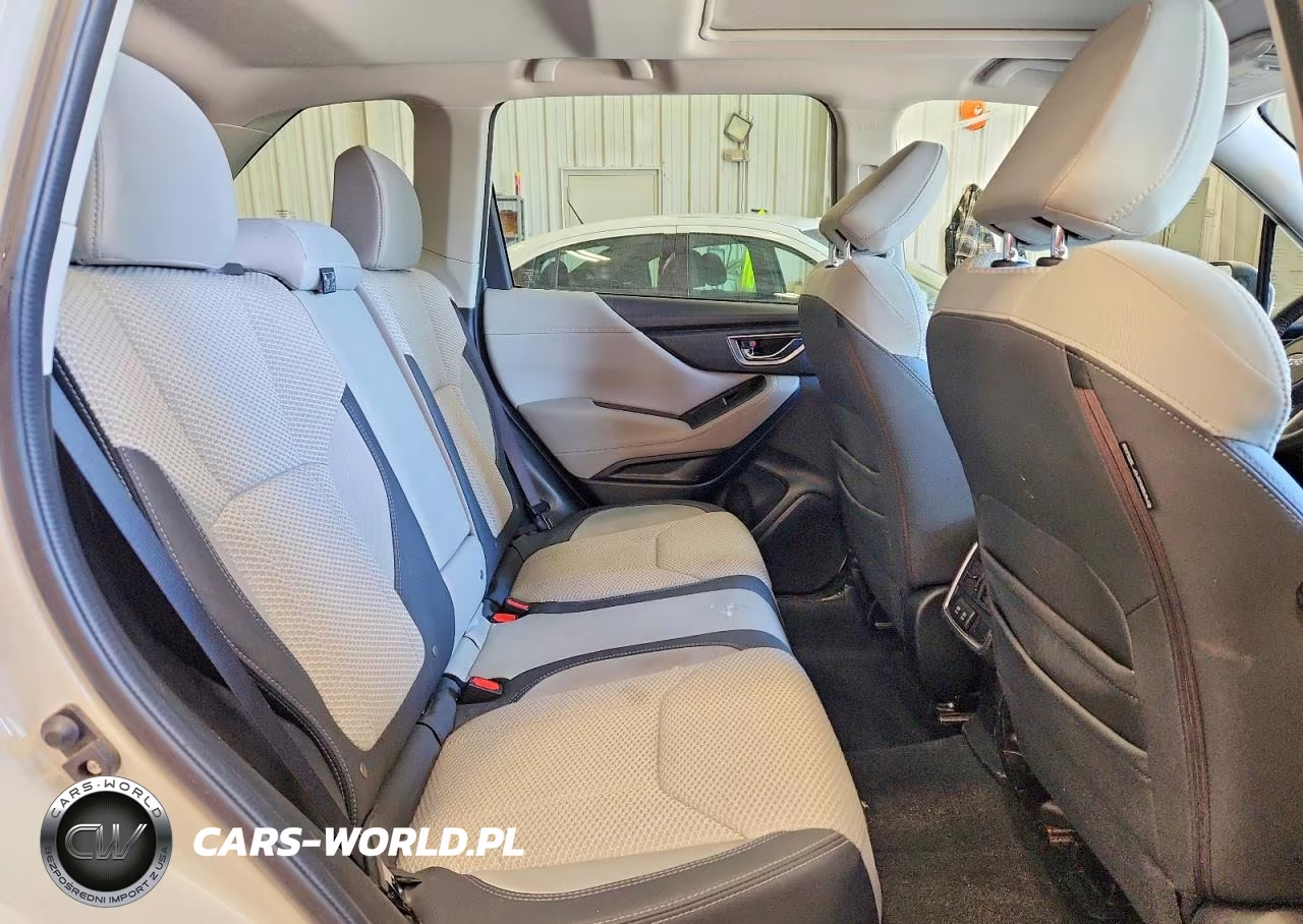 2020 Subaru Forester Premium VIN:JF2SKAJC9LH468950 - 11