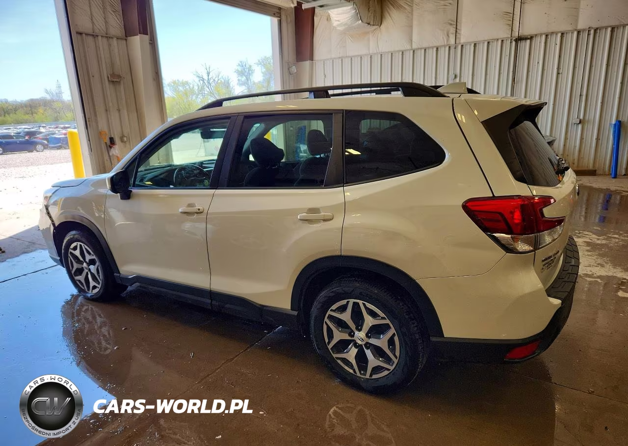 2020 Subaru Forester Premium VIN:JF2SKAJC9LH468950 - 2