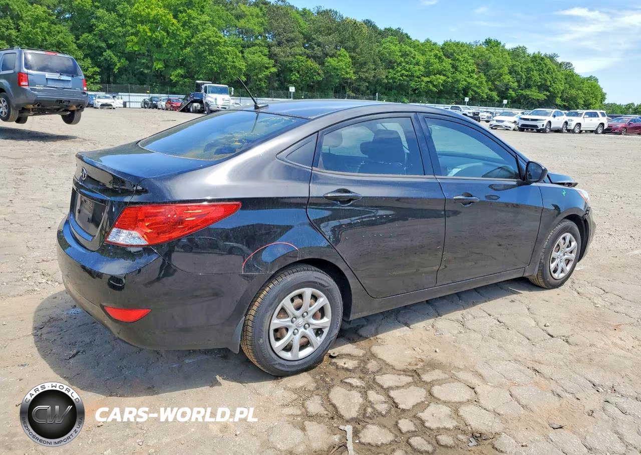 2013 Hyundai Accent Gls VIN:KMHCT4AE5DU565666 - 3