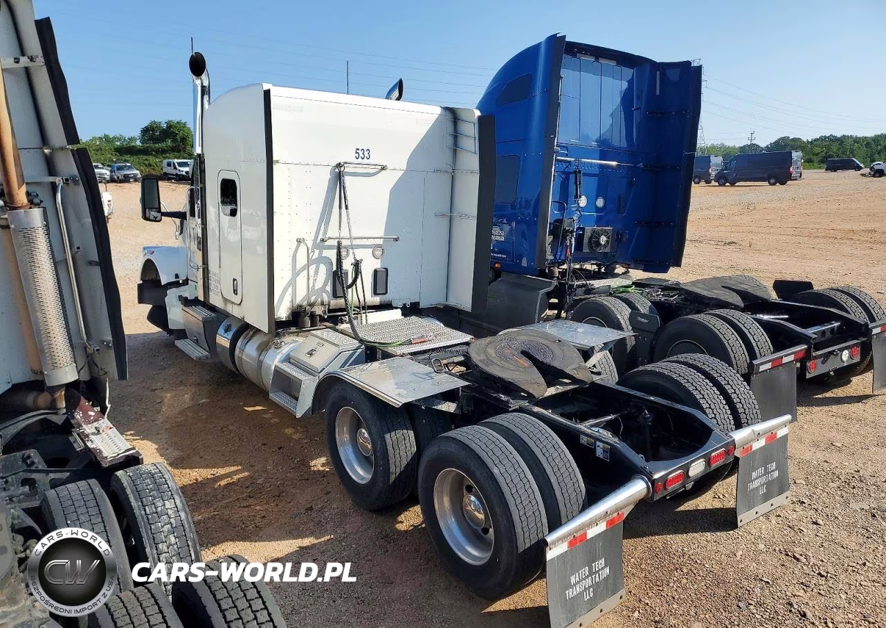 2023 Peterbilt 567 Semi Truck VIN:1XPCD49X9PD838070 - 3