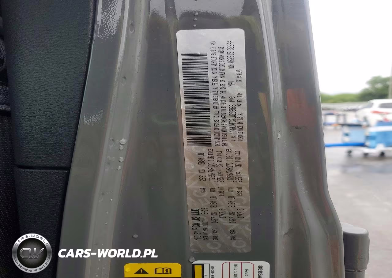 2018 Jeep Wrangler Unlimited Rubicon VIN:1C4HJXFG7JW256888 - 12