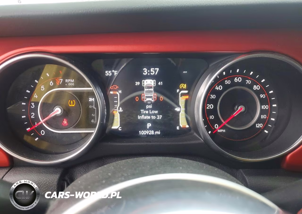 2018 Jeep Wrangler Unlimited Rubicon VIN:1C4HJXFG7JW256888 - 9