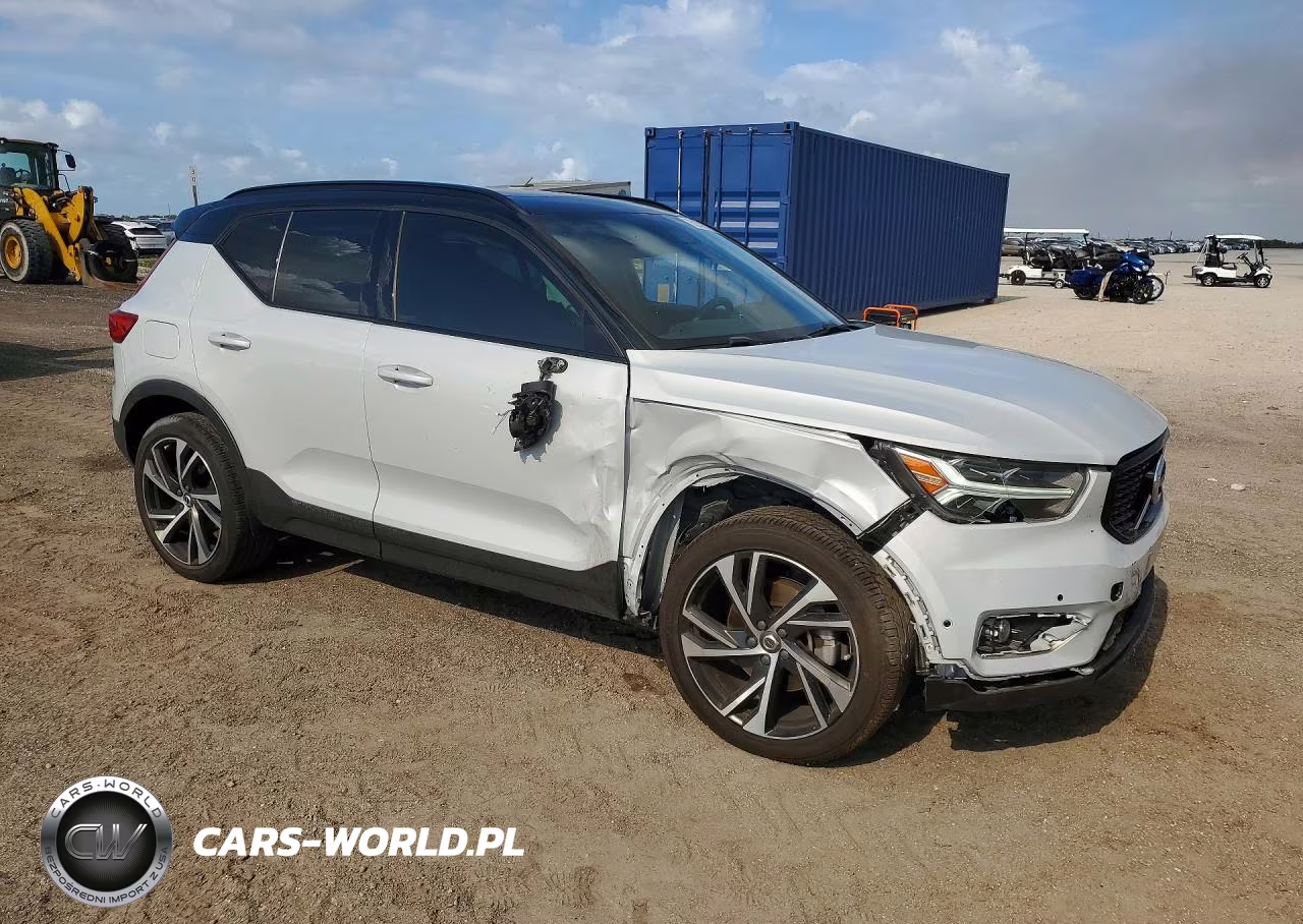 2022 Volvo Xc40 T5 R-Design VIN:YV4162UM7N2653123 - 4