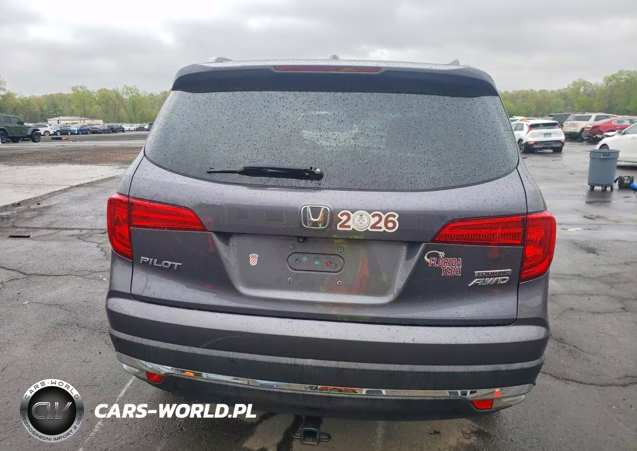 2017 Honda Pilot Touring VIN:5FNYF6H95HB027151 - 6