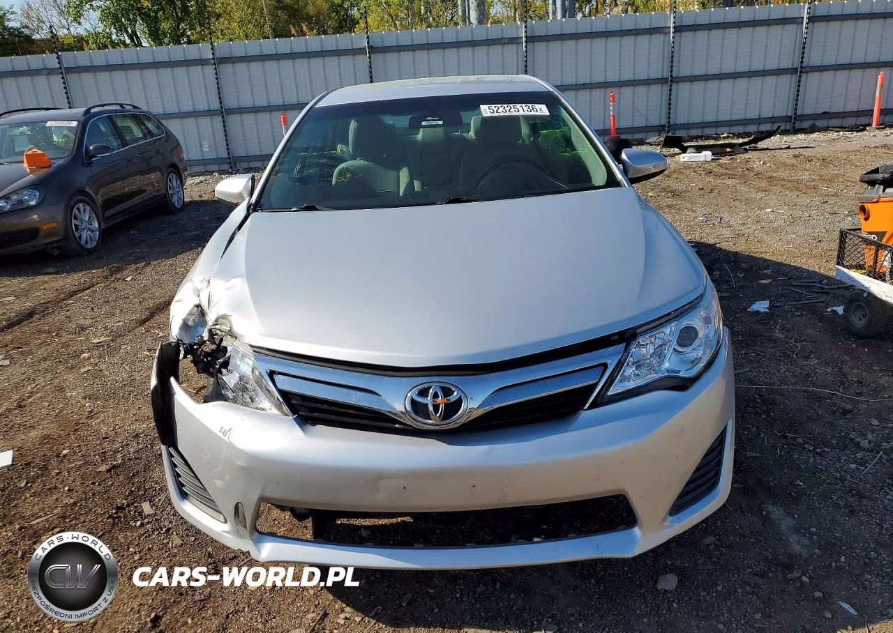 2014 Toyota Camry Le VIN:4T4BF1FK8ER369907 - 5