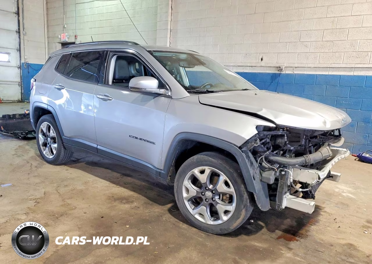 2019 Jeep Compass Limited VIN:3C4NJDCB7KT619904 - 4