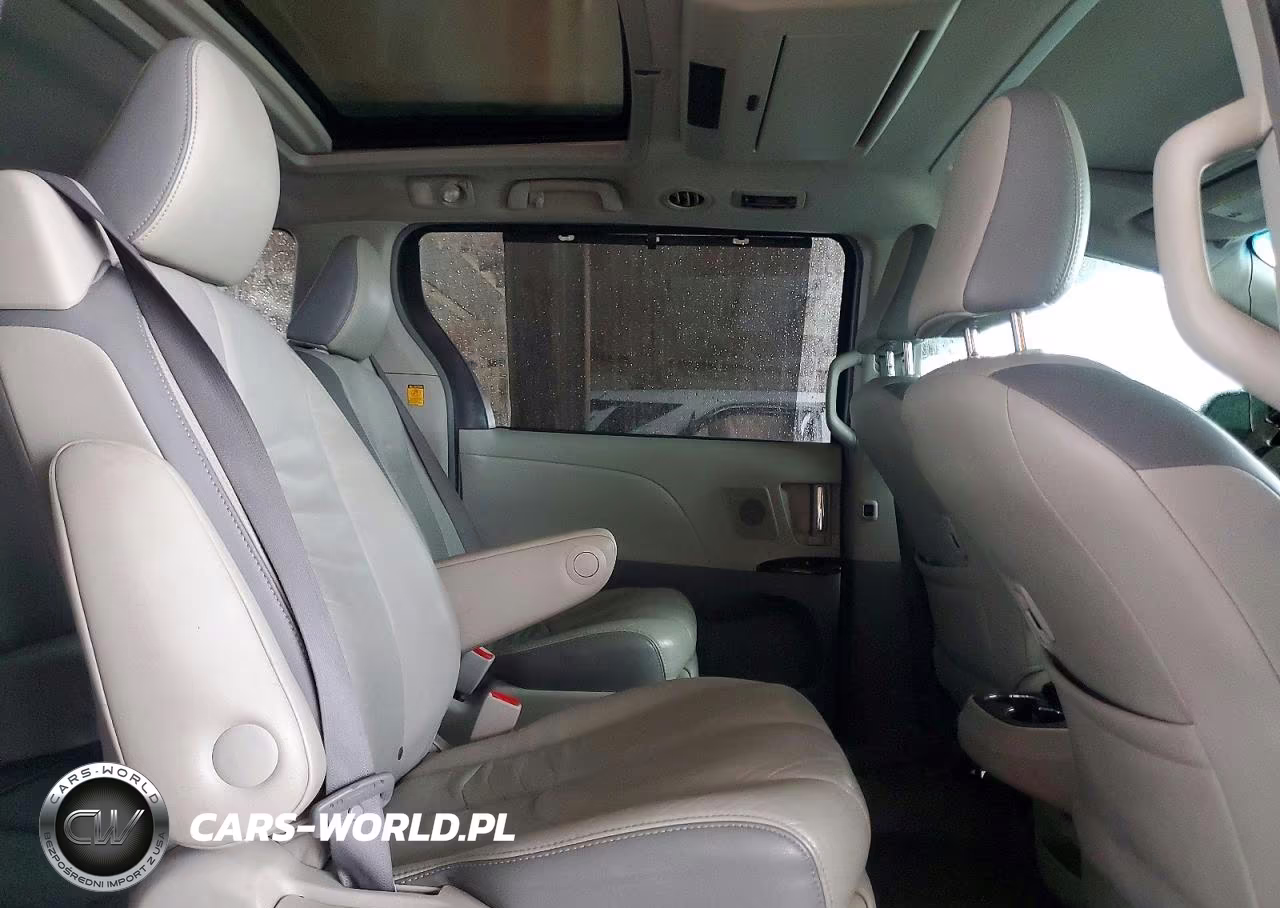 2011 Toyota Sienna Limited 7-Passenger VIN:5TDDK3DC4BS013819 - 11
