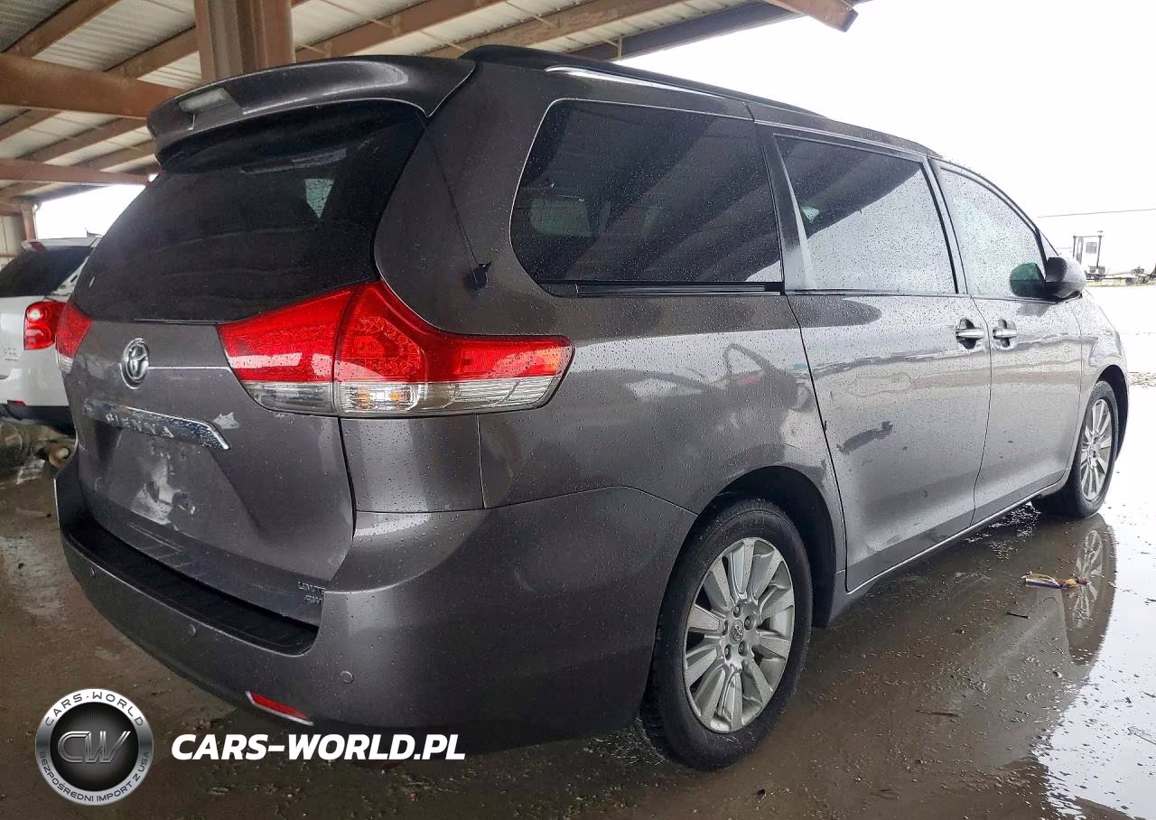 2011 Toyota Sienna Limited 7-Passenger VIN:5TDDK3DC4BS013819 - 3