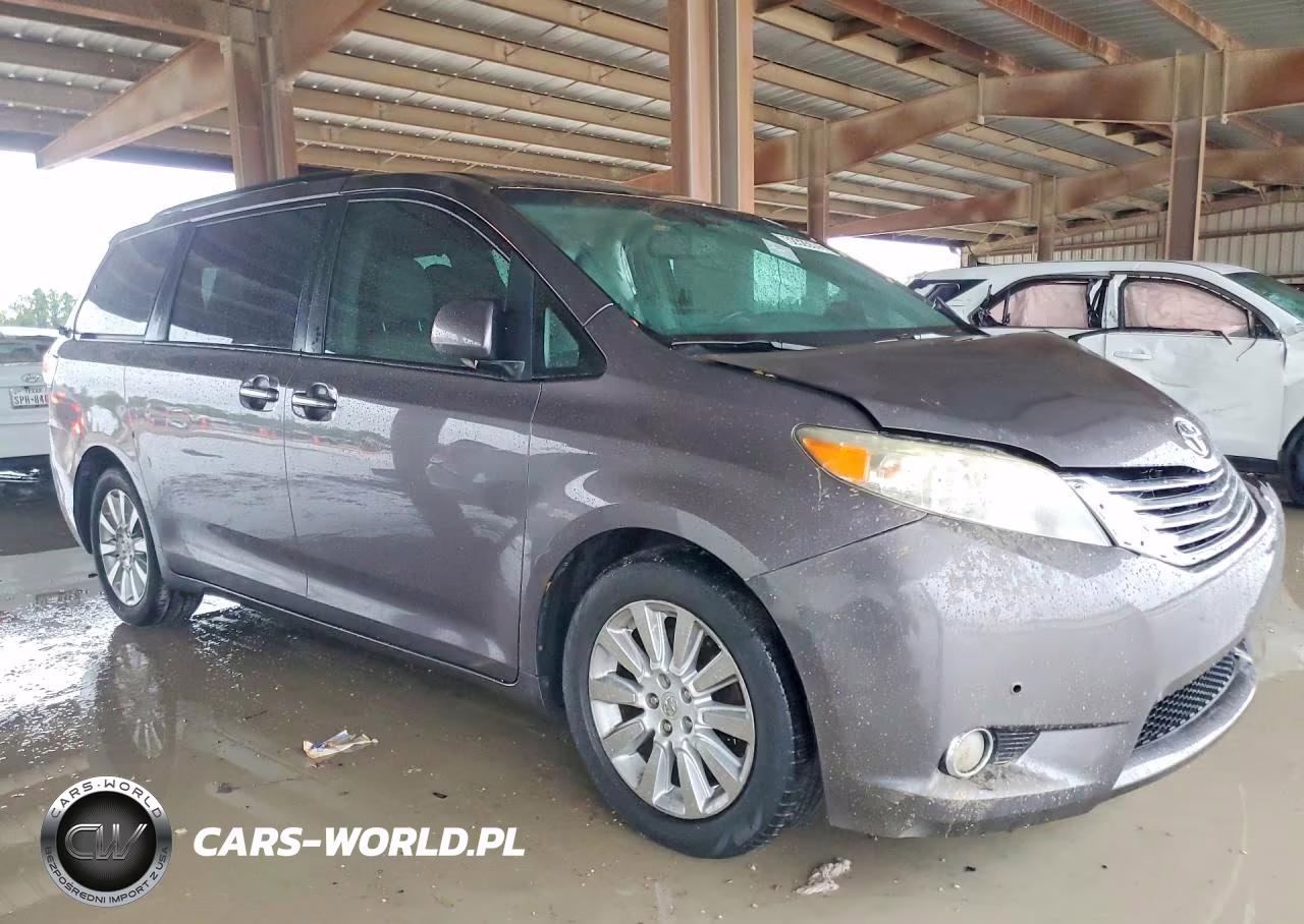 2011 Toyota Sienna Limited 7-Passenger VIN:5TDDK3DC4BS013819 - 4