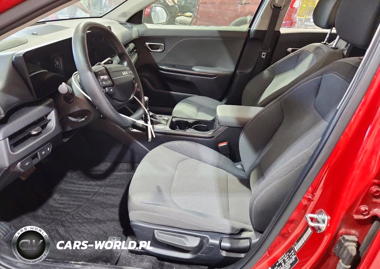 2025 Kia K4 Lxs VIN:3KPFT4DE7SE024014 - 7