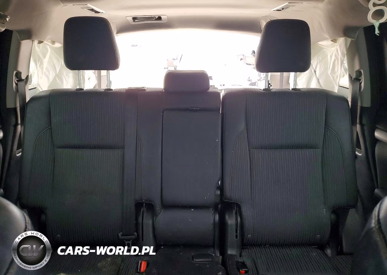 2016 Toyota Highlander Le Plus VIN:5TDZKRFH4GS123441 - 10