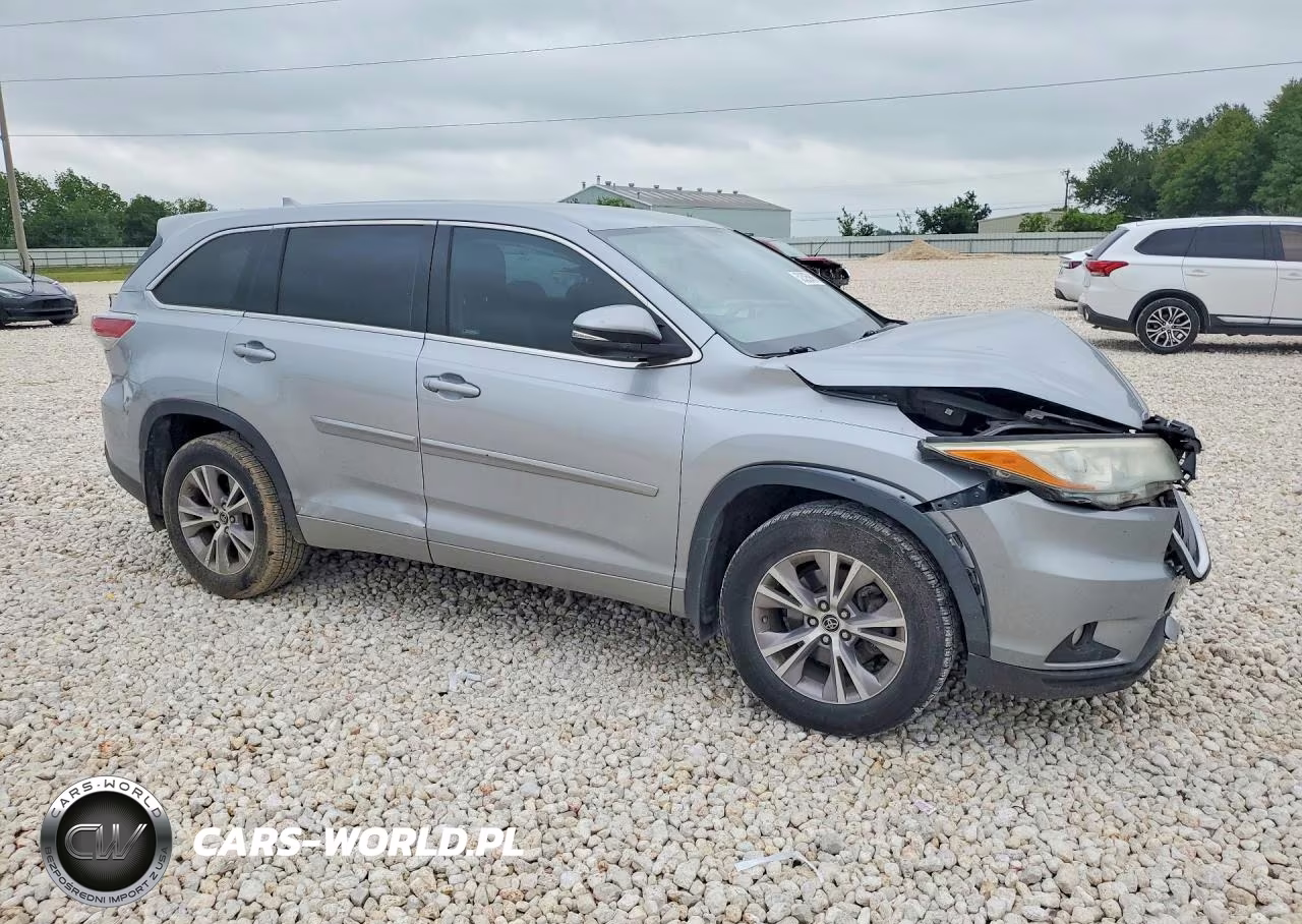 2016 Toyota Highlander Le Plus VIN:5TDZKRFH4GS123441 - 4