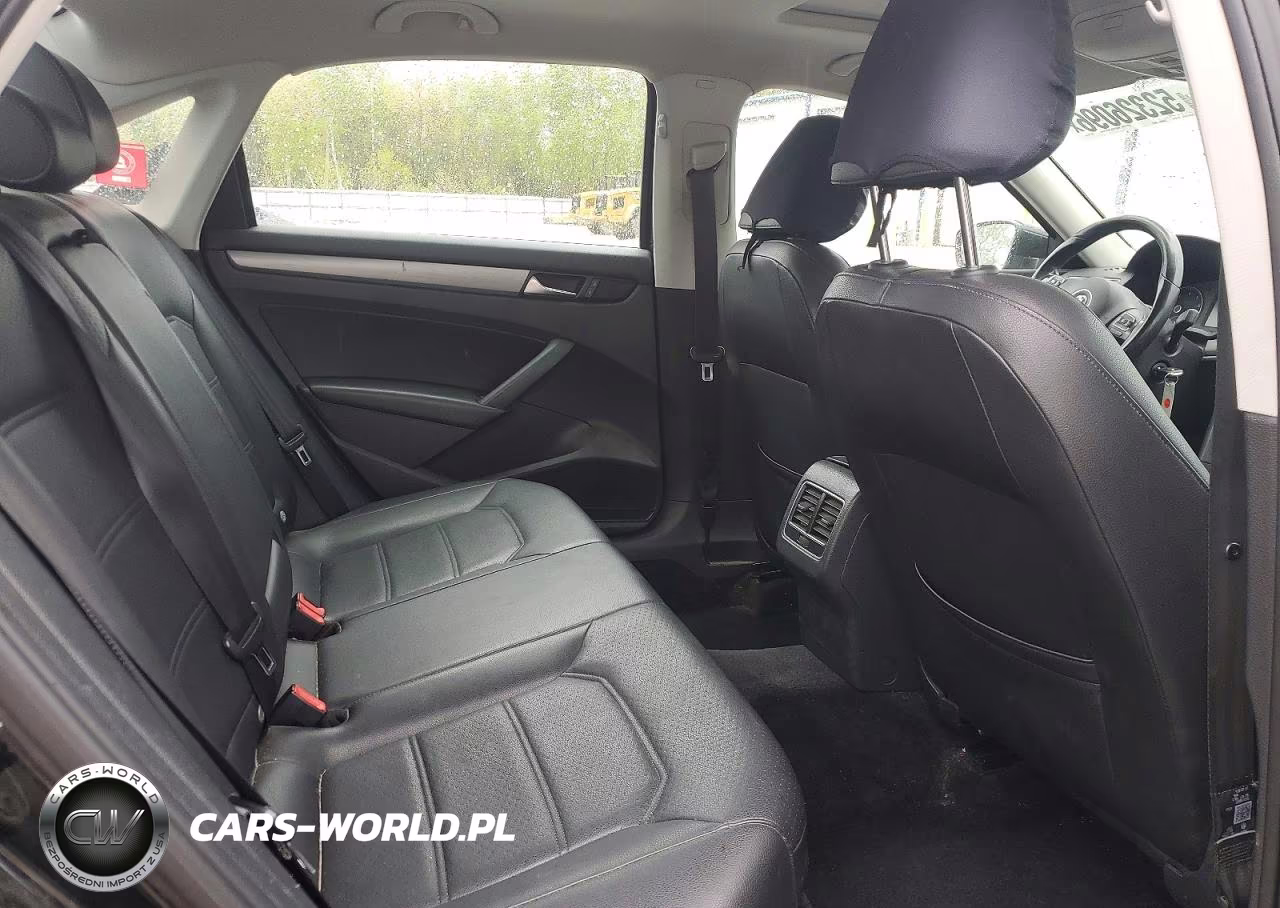 2014 Volkswagen Passat Se VIN:1VWBP7A37EC002563 - 10