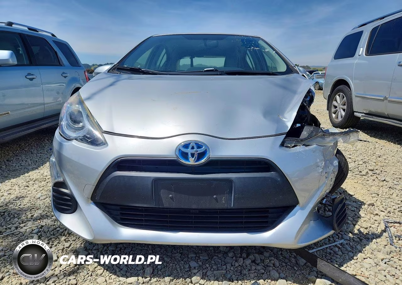 2016 Toyota Prius C One VIN:JTDKDTB33G1590592 - 5