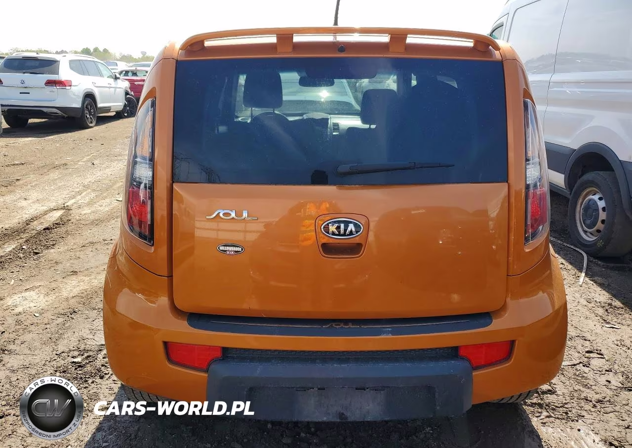 2011 Kia Soul + VIN:KNDJT2A29B7226796 - 6