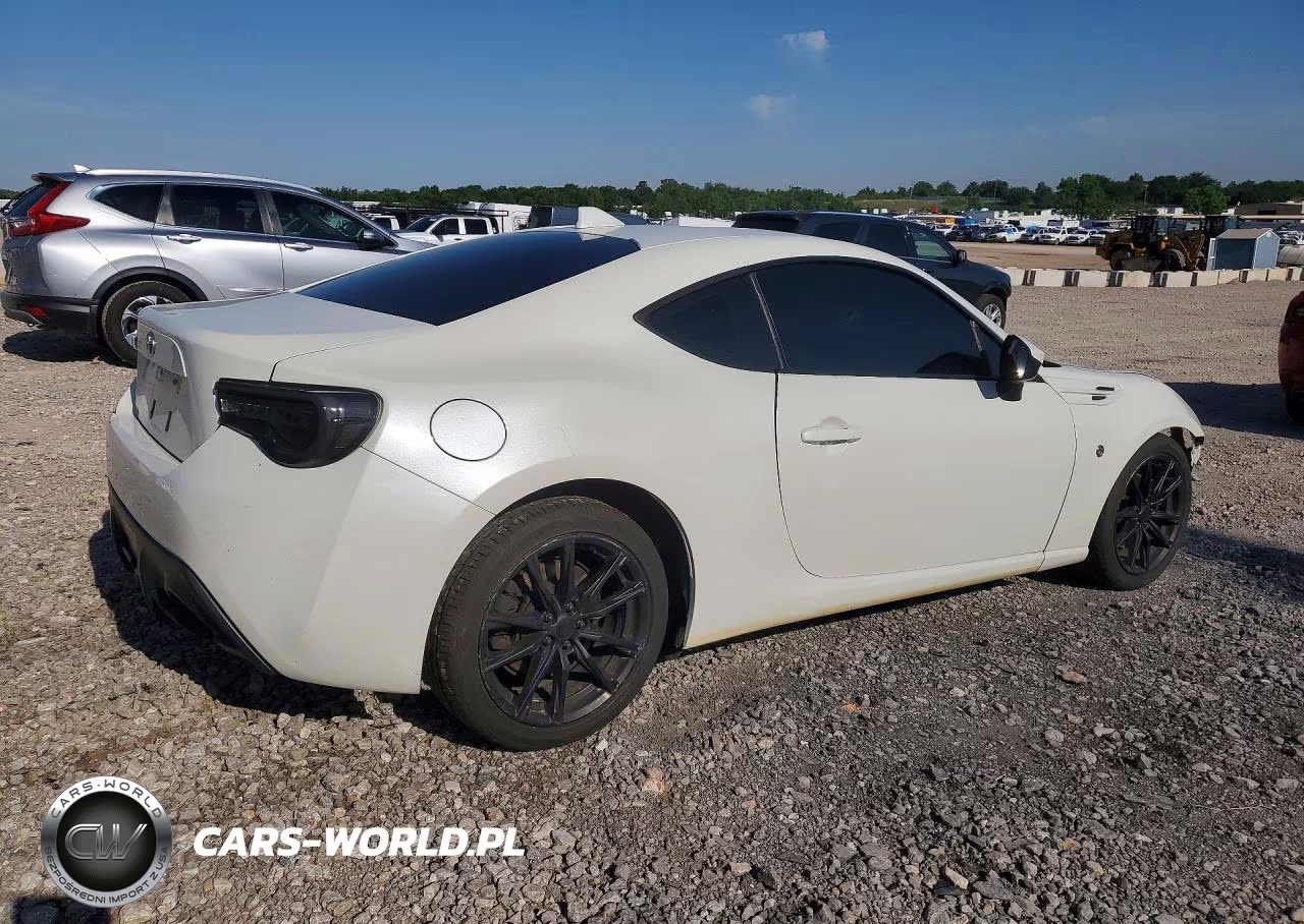 2017 Toyota 86 Base VIN:JF1ZNAA16H8711016 - 3