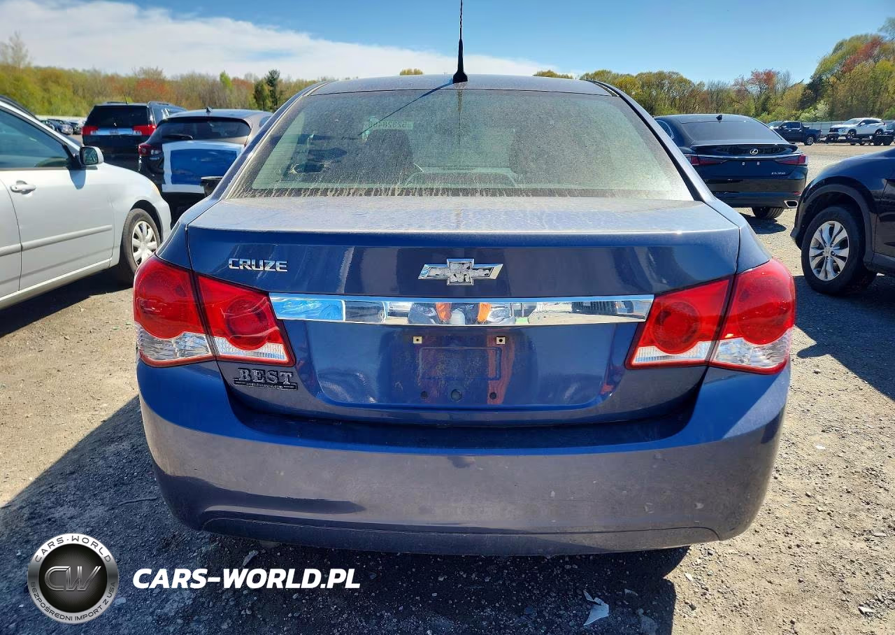 2014 Chevrolet Cruze Ls VIN:1G1PA5SG1E7287634 - 6