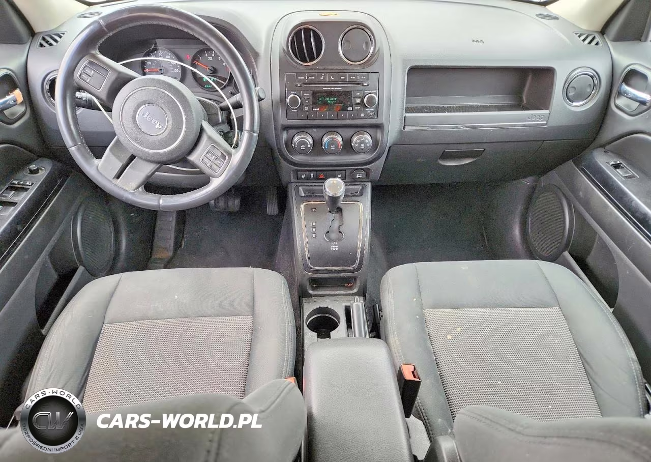 2012 Jeep Patriot Latitude VIN:1C4NJPFB9CD634635 - 8