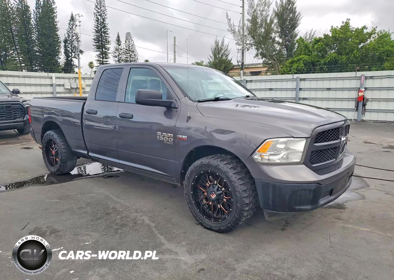 2019 Ram 1500 Classic Tradesman VIN:1C6RR6FTXKS600606 - 4