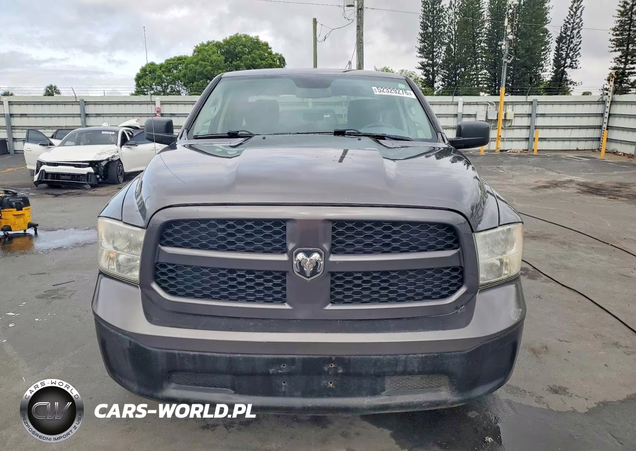 2019 Ram 1500 Classic Tradesman VIN:1C6RR6FTXKS600606 - 5