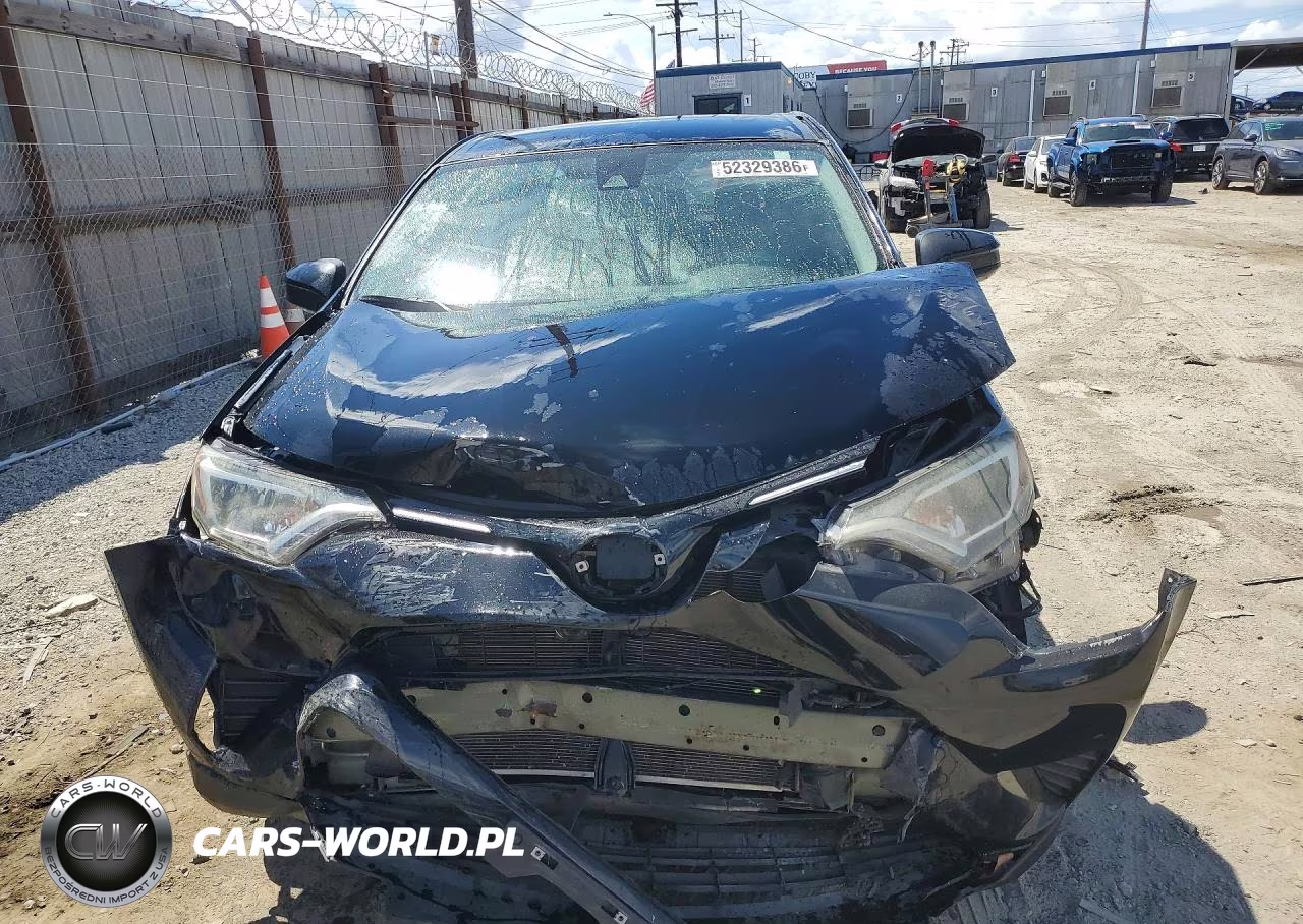2018 Toyota Rav4 Le VIN:2T3ZFREV4JW449855 - 5
