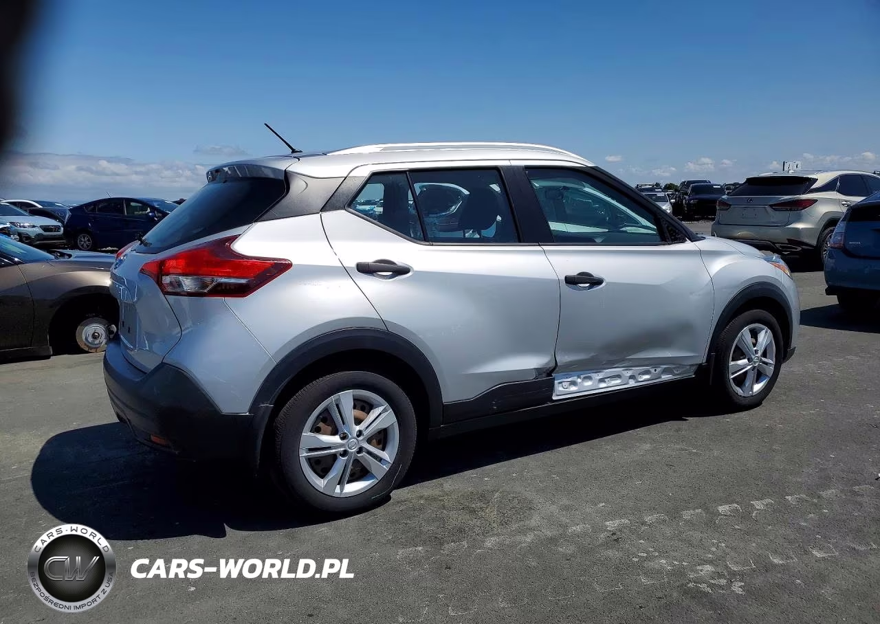 2019 Nissan Kicks S VIN:3N1CP5CU0KL564311 - 3