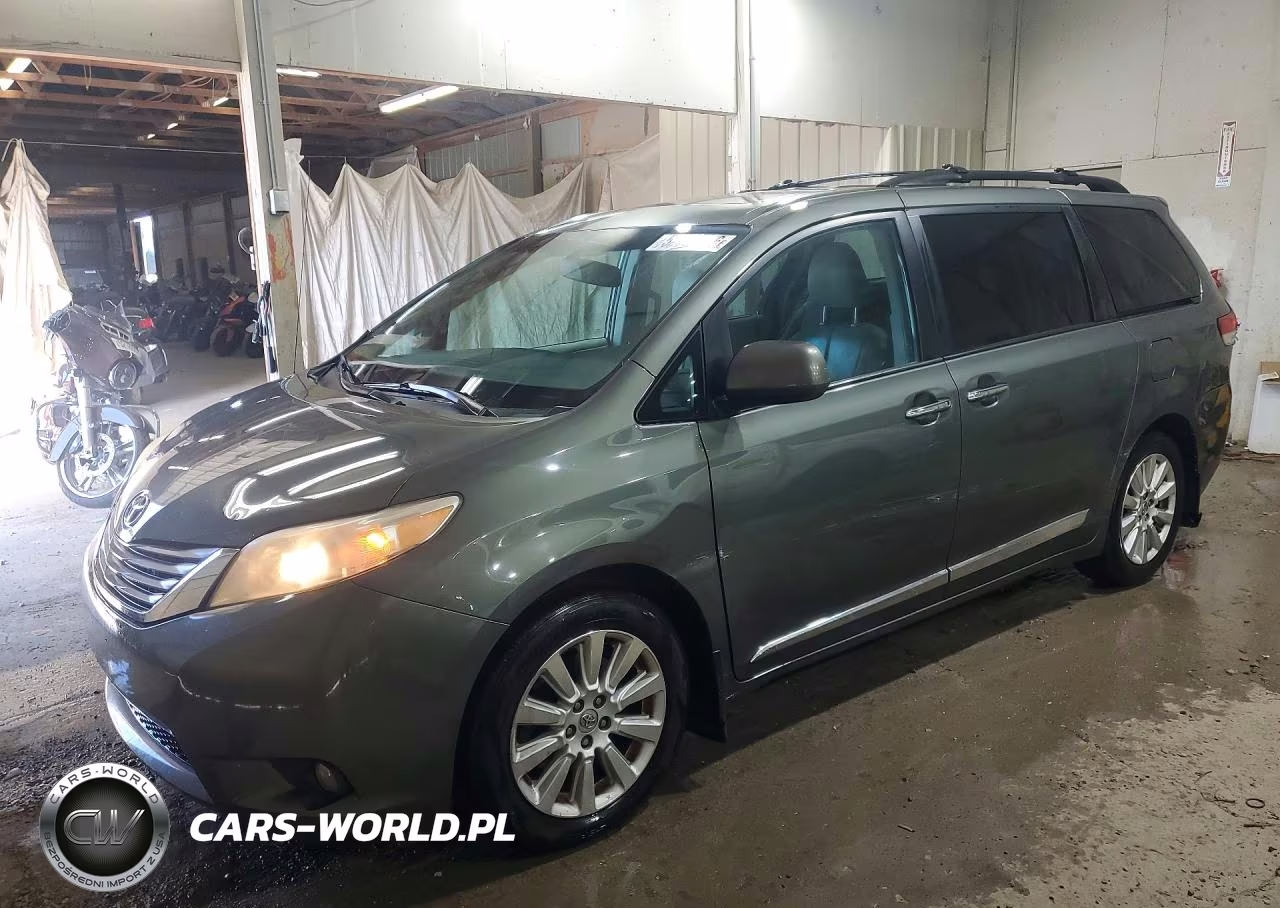 2014 Toyota Sienna Xle 7-Passenger