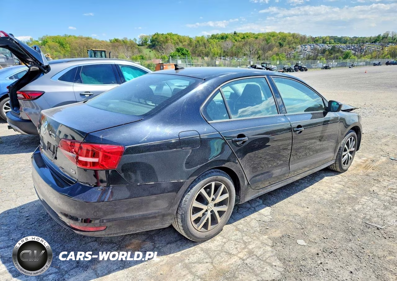 2016 Volkswagen Jetta Se VIN:3VWB67AJ4GM279559 - 3