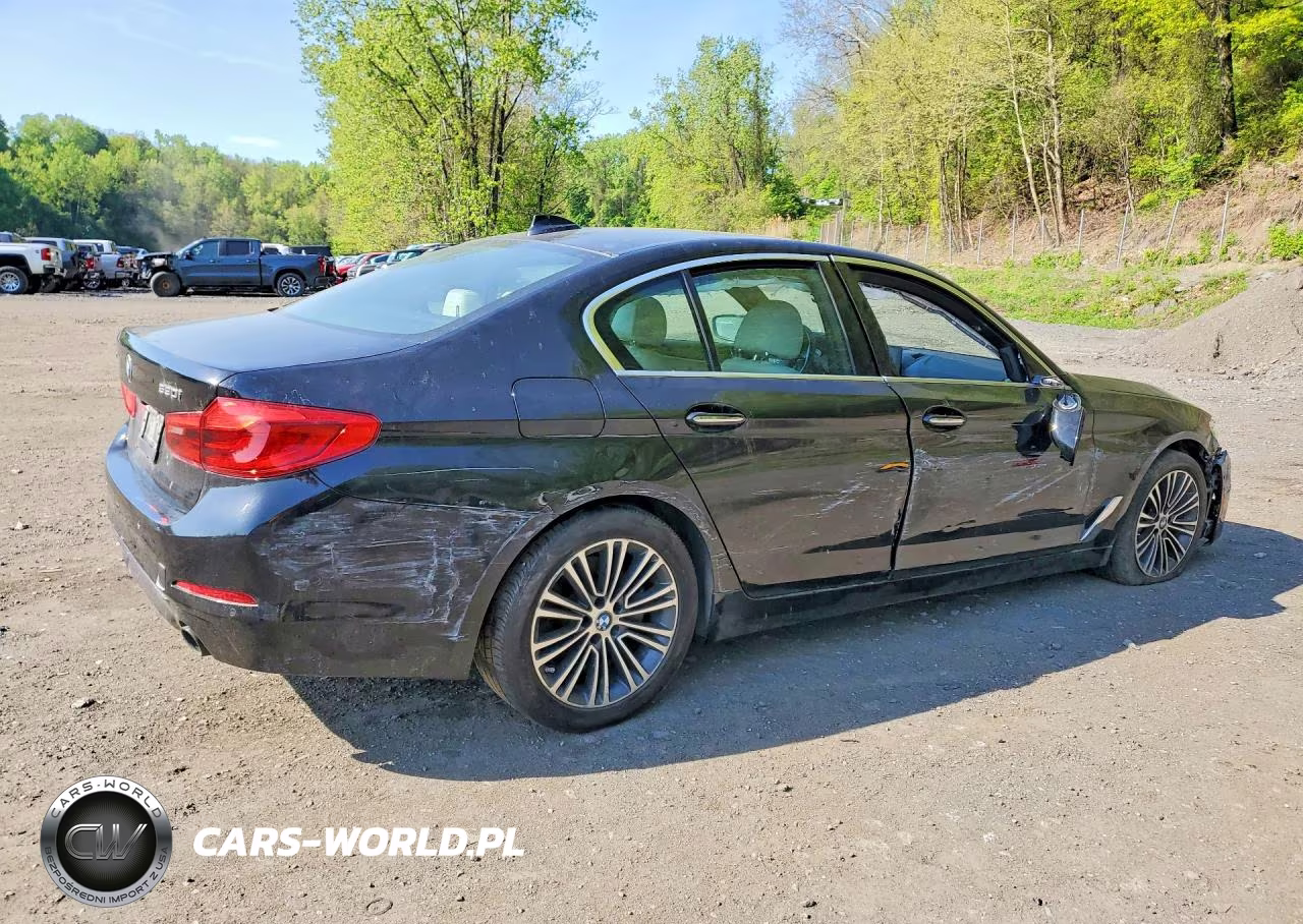 2017 BMW 530 Xi VIN:WBAJA7C33HWA70102 - 3