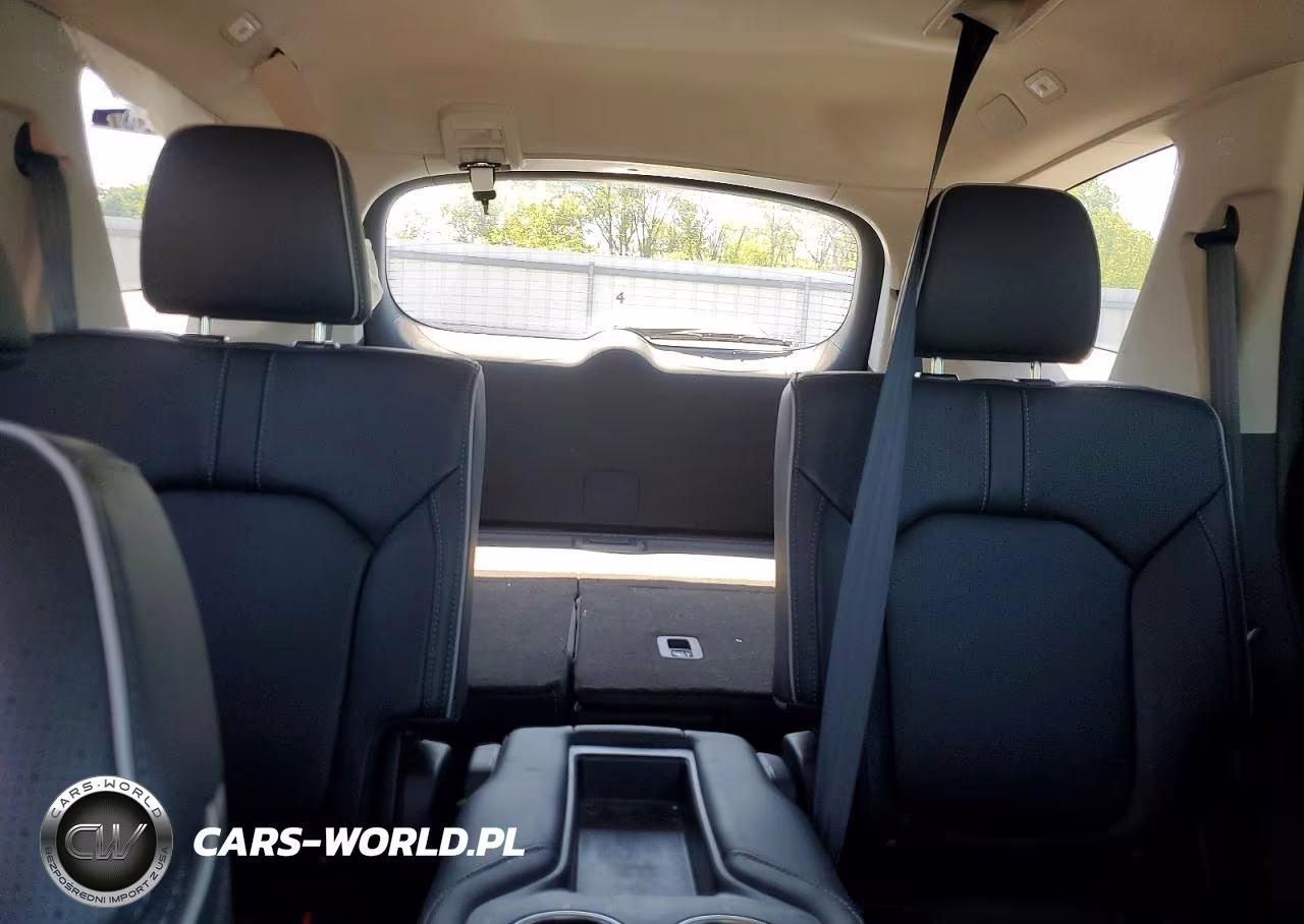 2023 Honda Pilot Elite VIN:5FNYG1H86PB048631 - 10