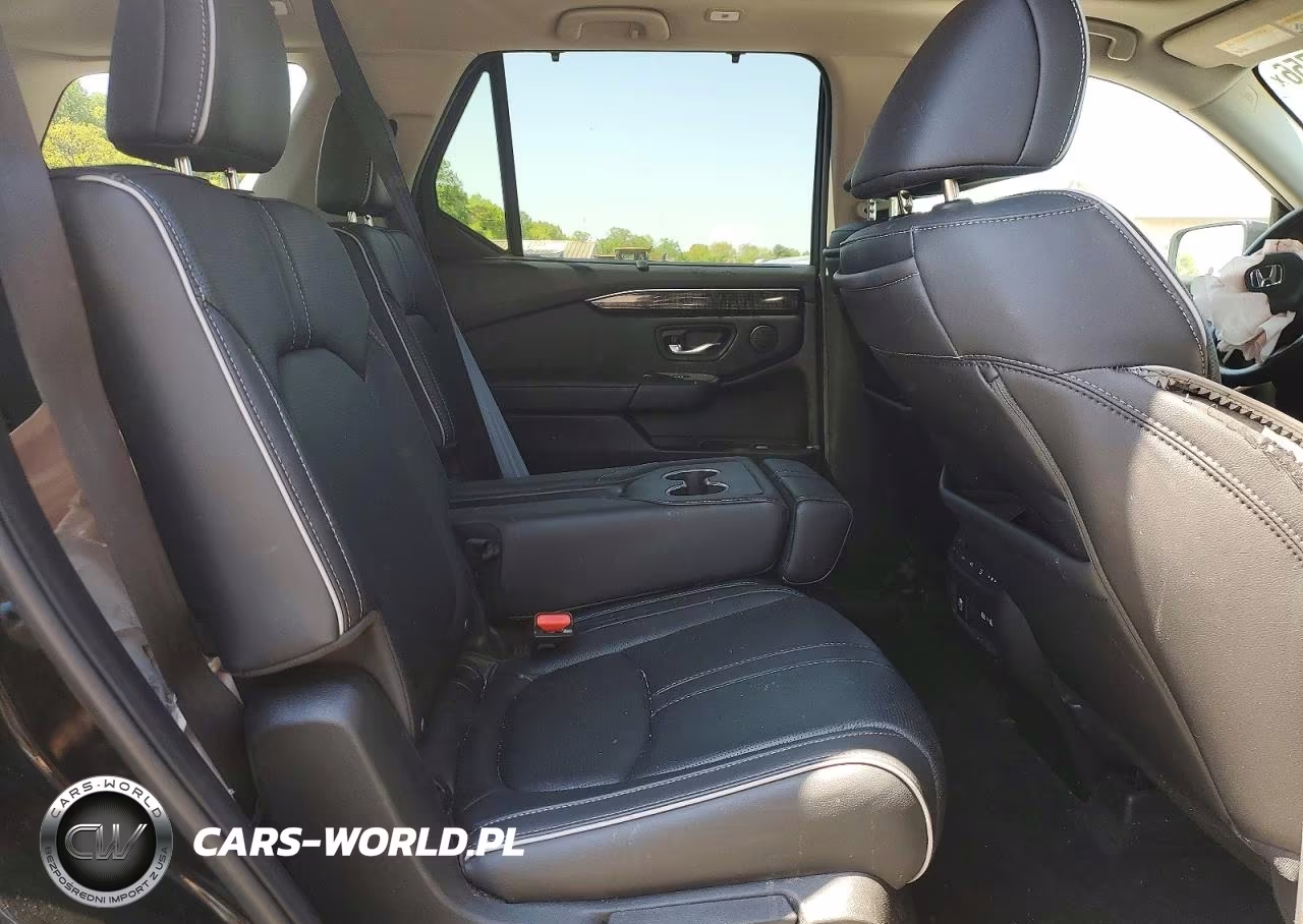 2023 Honda Pilot Elite VIN:5FNYG1H86PB048631 - 11