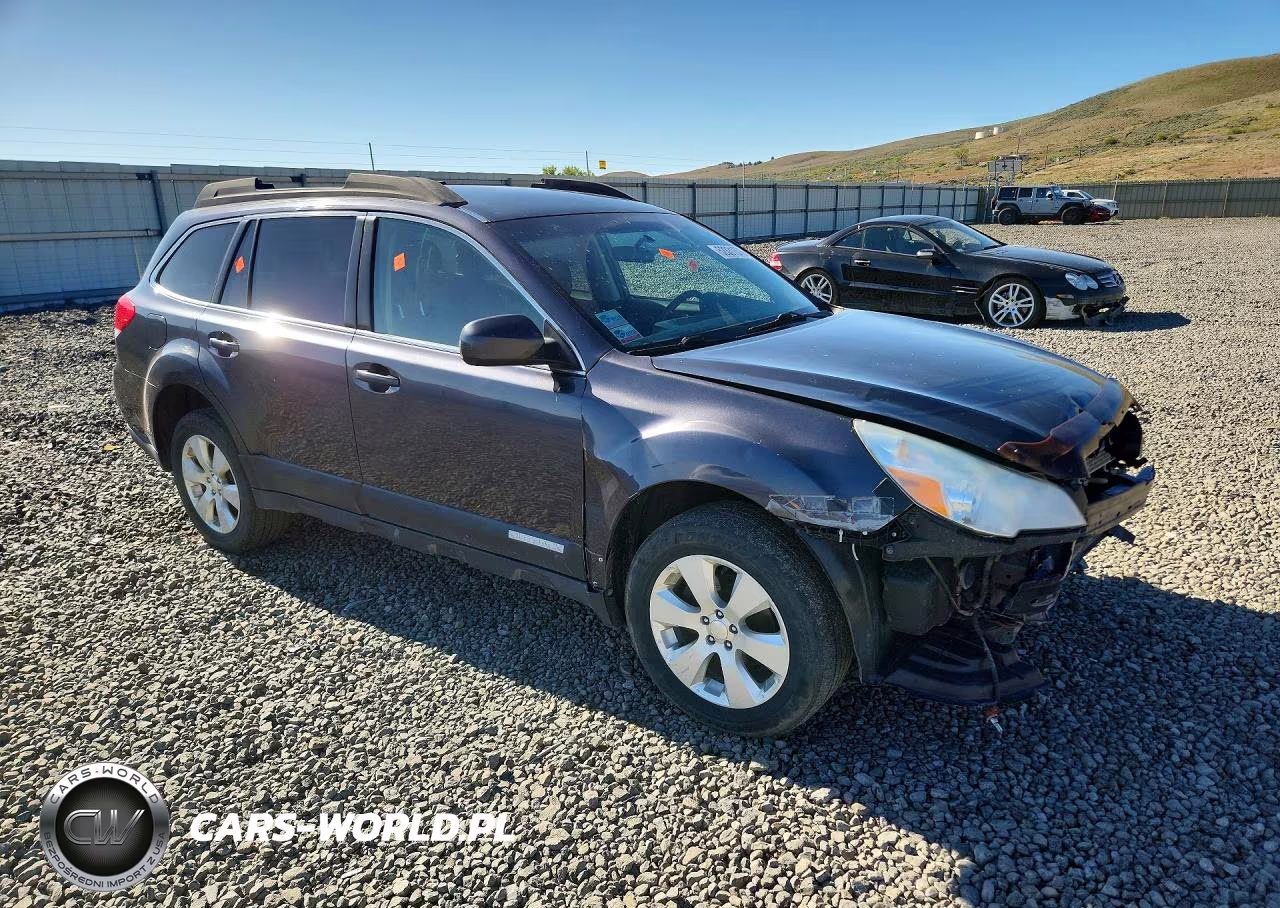 2010 Subaru Outback 2.5I Premium VIN:4S4BRBFC4A3361979 - 4
