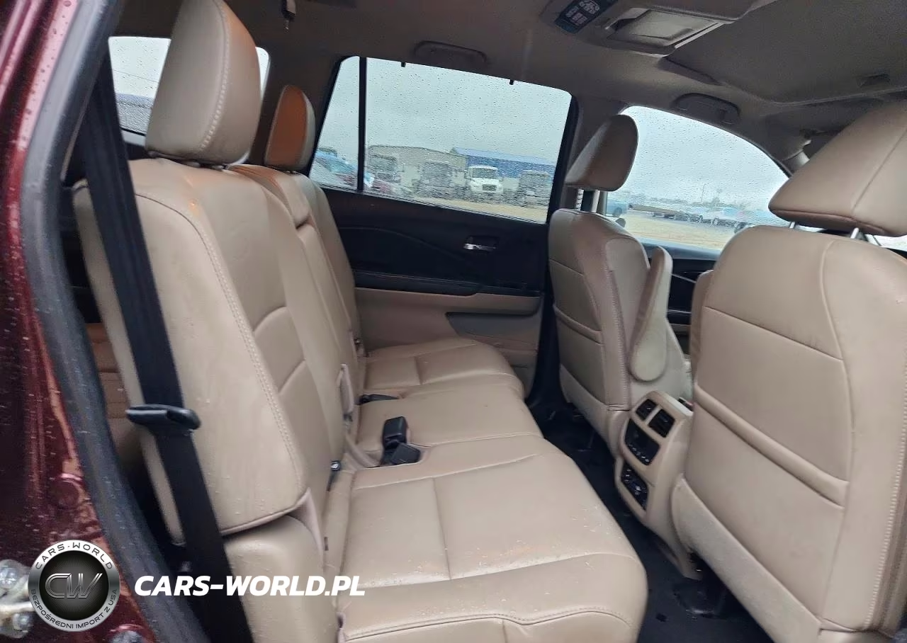 2017 Honda Pilot Touring VIN:5FNYF5H92HB029868 - 11