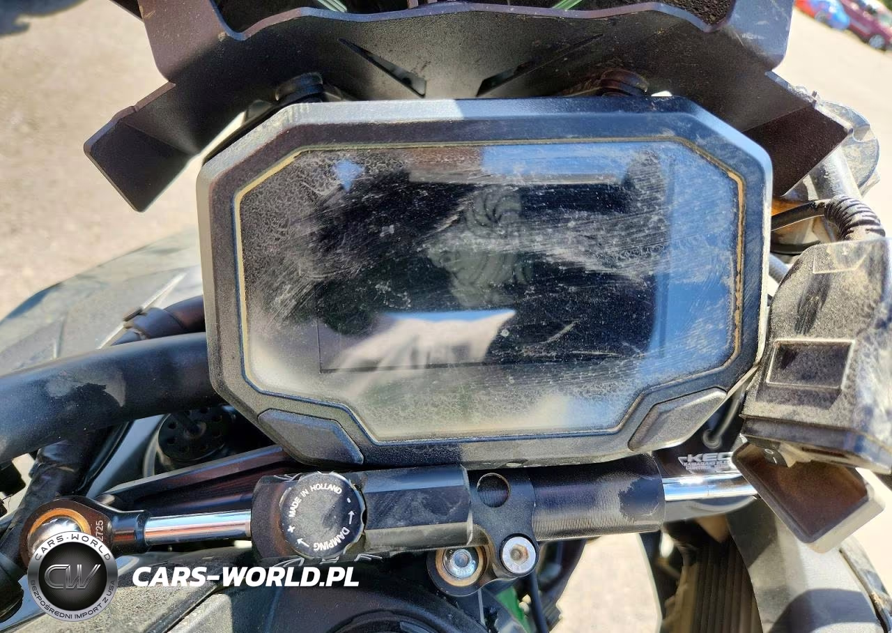 2021 Kawasaki Zr1000 L VIN:JKAZRCL18MA000051 - 7