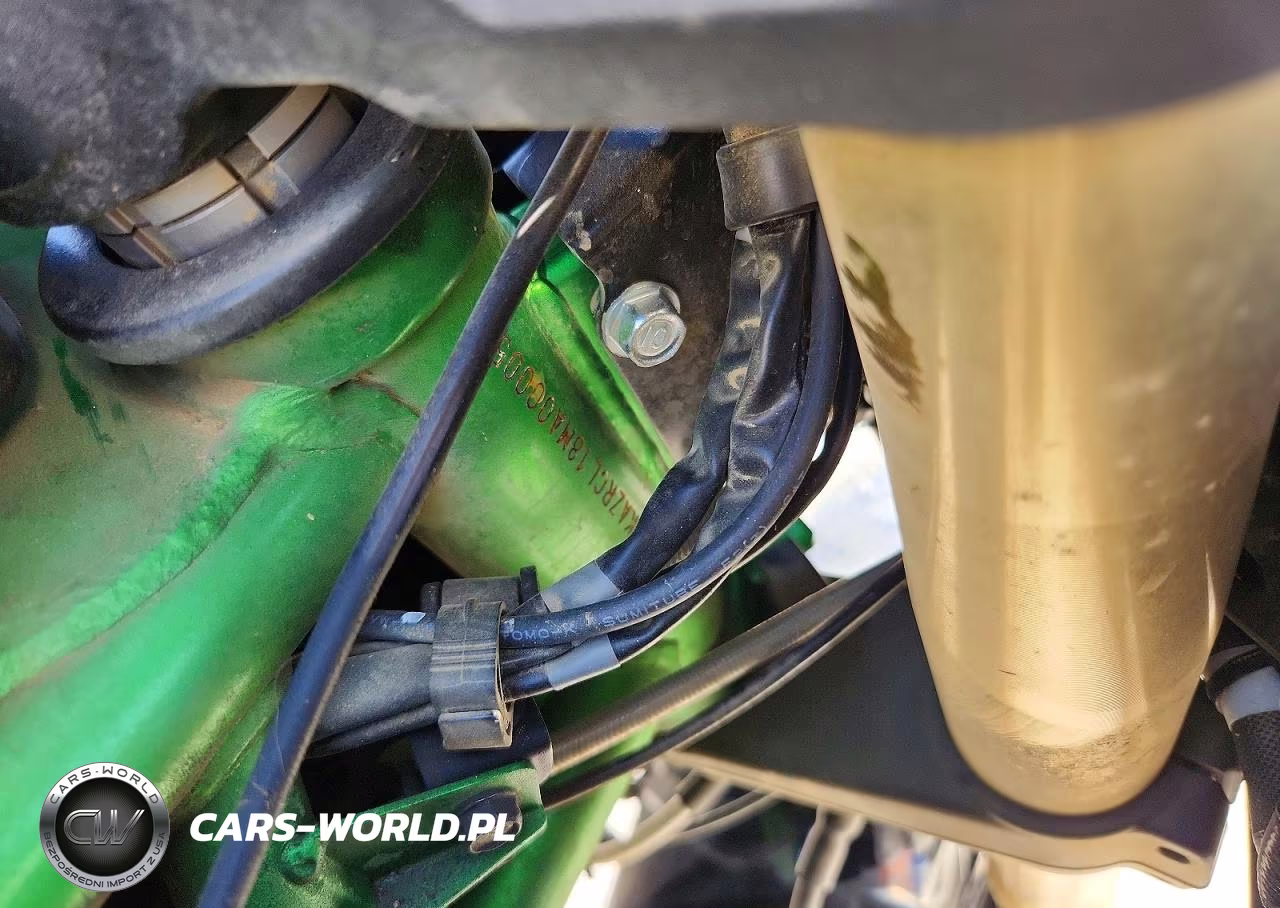 2021 Kawasaki Zr1000 L VIN:JKAZRCL18MA000051 - 8
