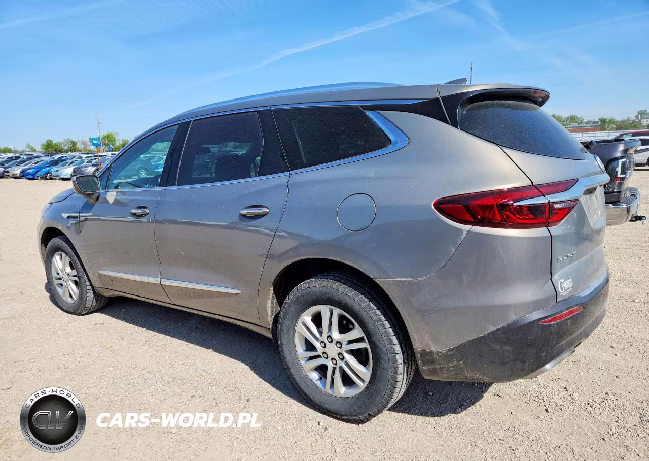 2018 Buick Enclave Essence VIN:5GAERBKW2JJ171371 - 2
