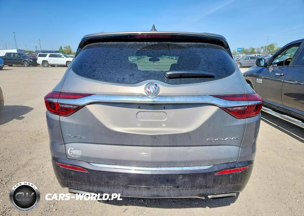 2018 Buick Enclave Essence VIN:5GAERBKW2JJ171371 - 6