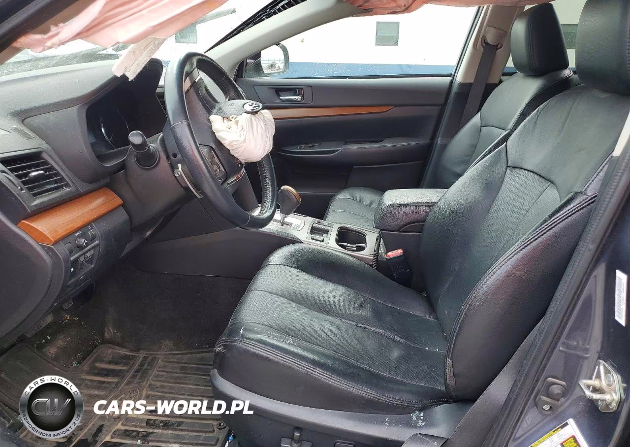 2014 Subaru Outback 3.6R Limited VIN:4S4BRDKC8E2321675 - 7
