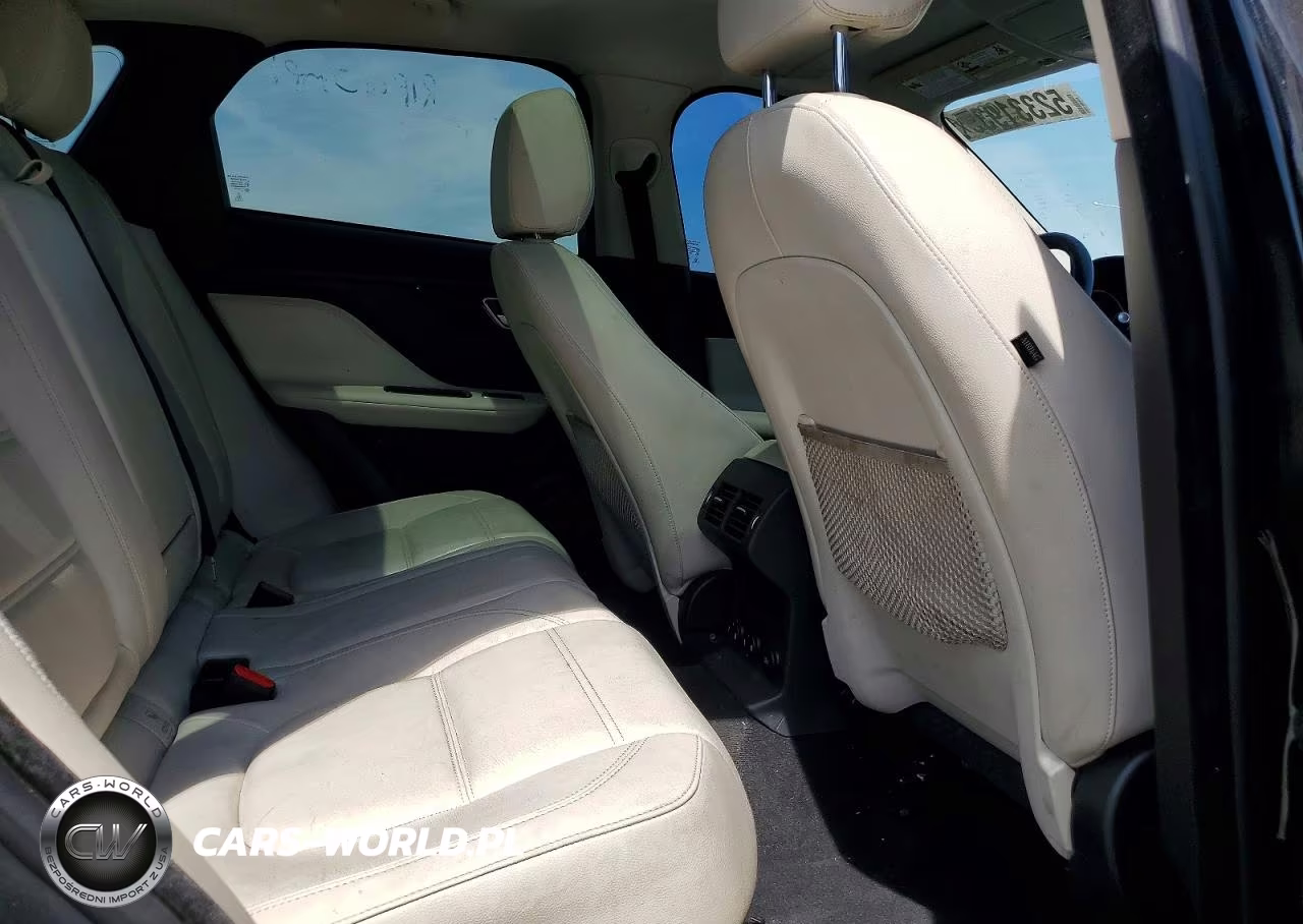 2018 Jaguar F-Pace Prestige VIN:SADCK2FX4JA279265 - 11