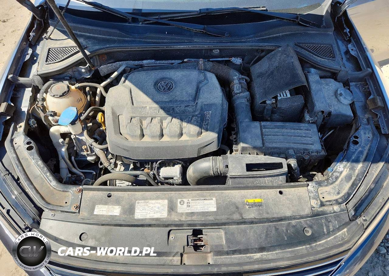 2018 Volkswagen Passat S VIN:1VWAA7A36JC000598 - 11