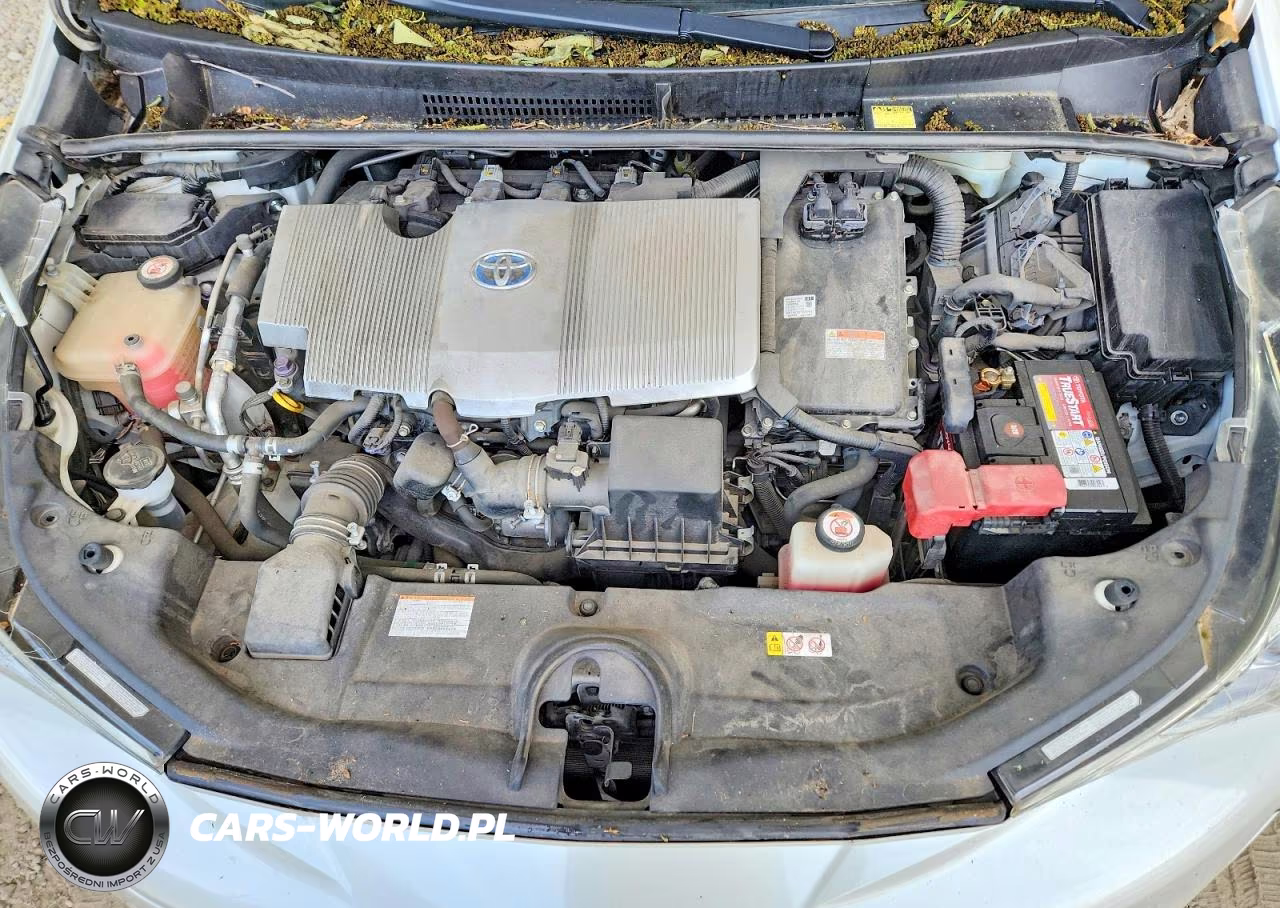 2017 Toyota Prius Two VIN:JTDKBRFUXH3045202 - 11