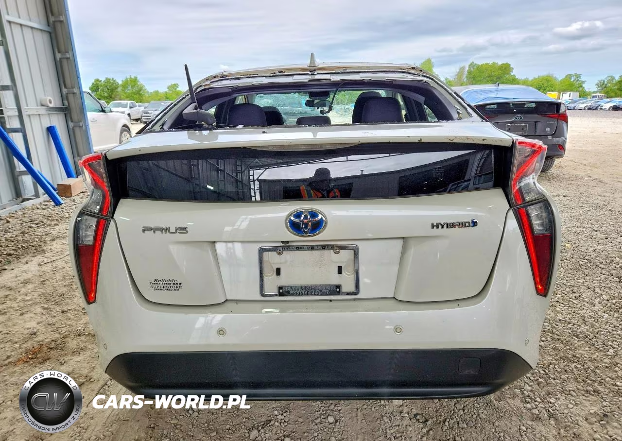 2017 Toyota Prius Two VIN:JTDKBRFUXH3045202 - 6
