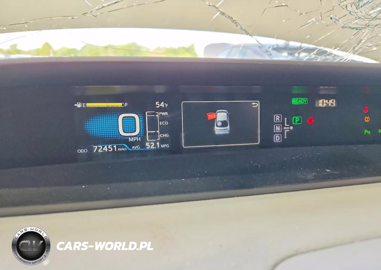 2017 Toyota Prius Two VIN:JTDKBRFUXH3045202 - 9
