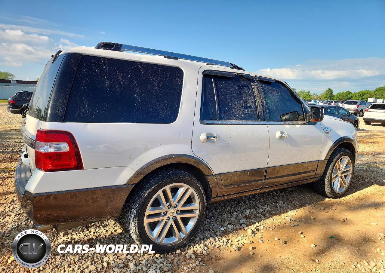 2017 Ford Expedition Xlt VIN:1FMJU1JT4HEA62888 - 3